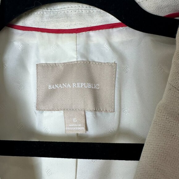 BANANA REPUBLIC Cream Linen 2 Button Size 6 Lined - Picture 4 of 8